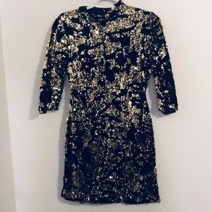 Backless Zara sequin dress. Perfect for NYE!